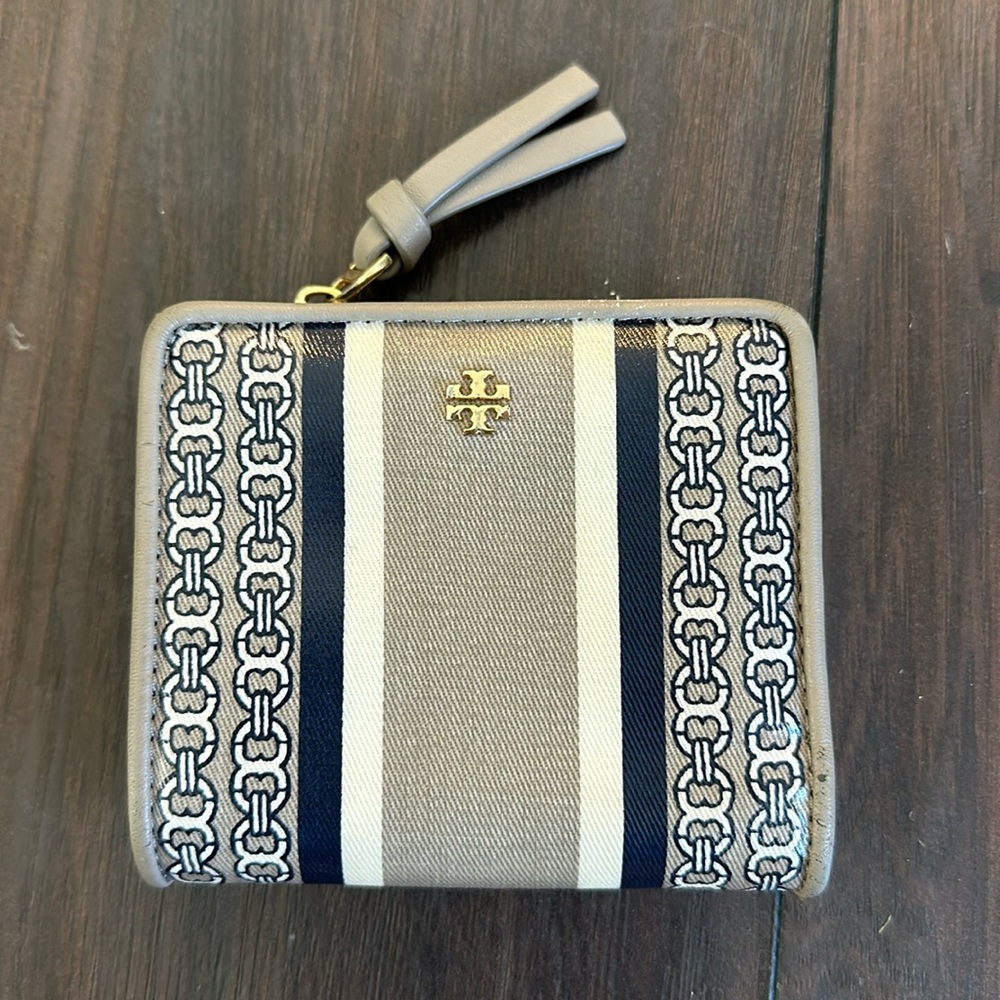 Tory Burch Leather Printed Wallet